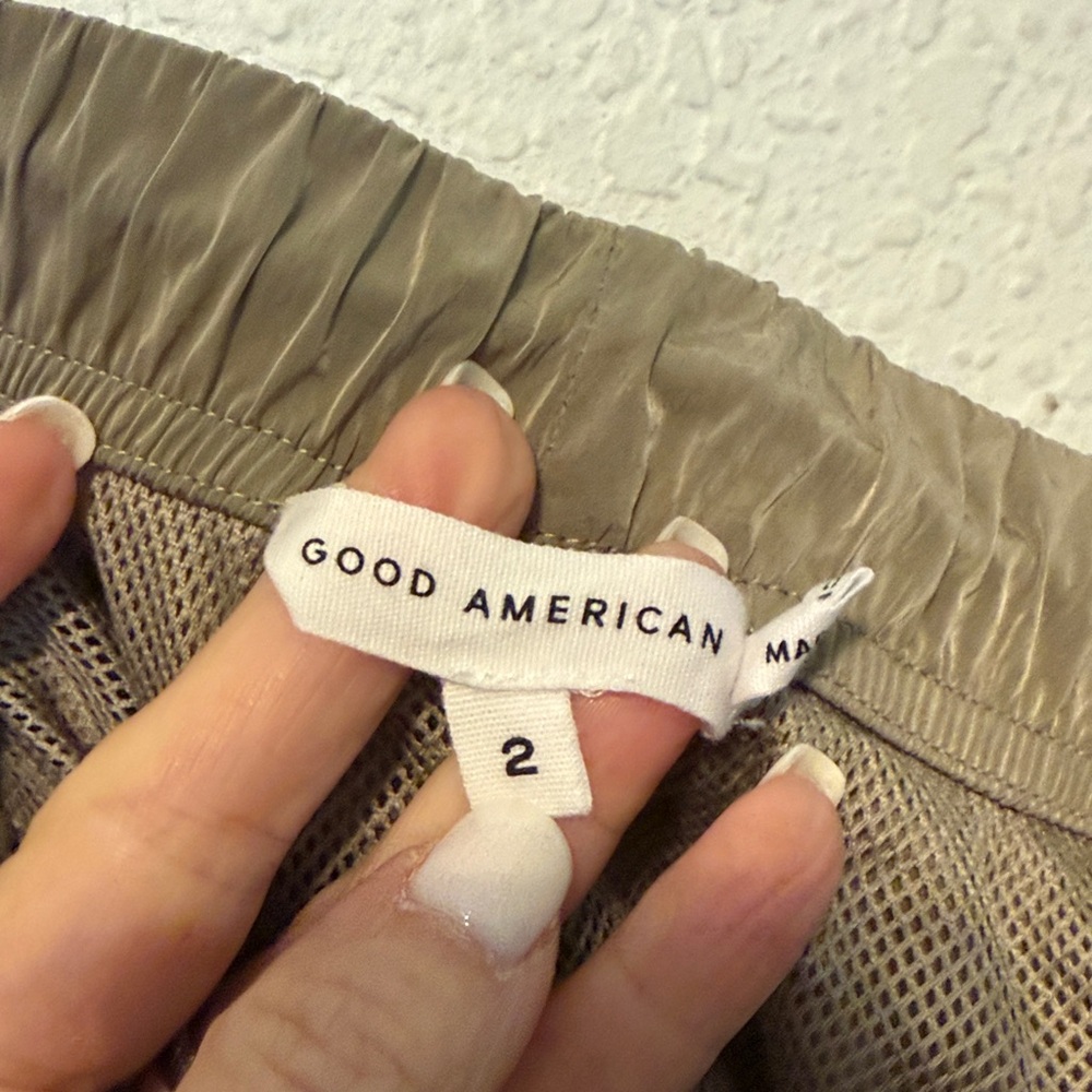 Good American Essential Cargo Pants Size Medium - Picture 5 of 7